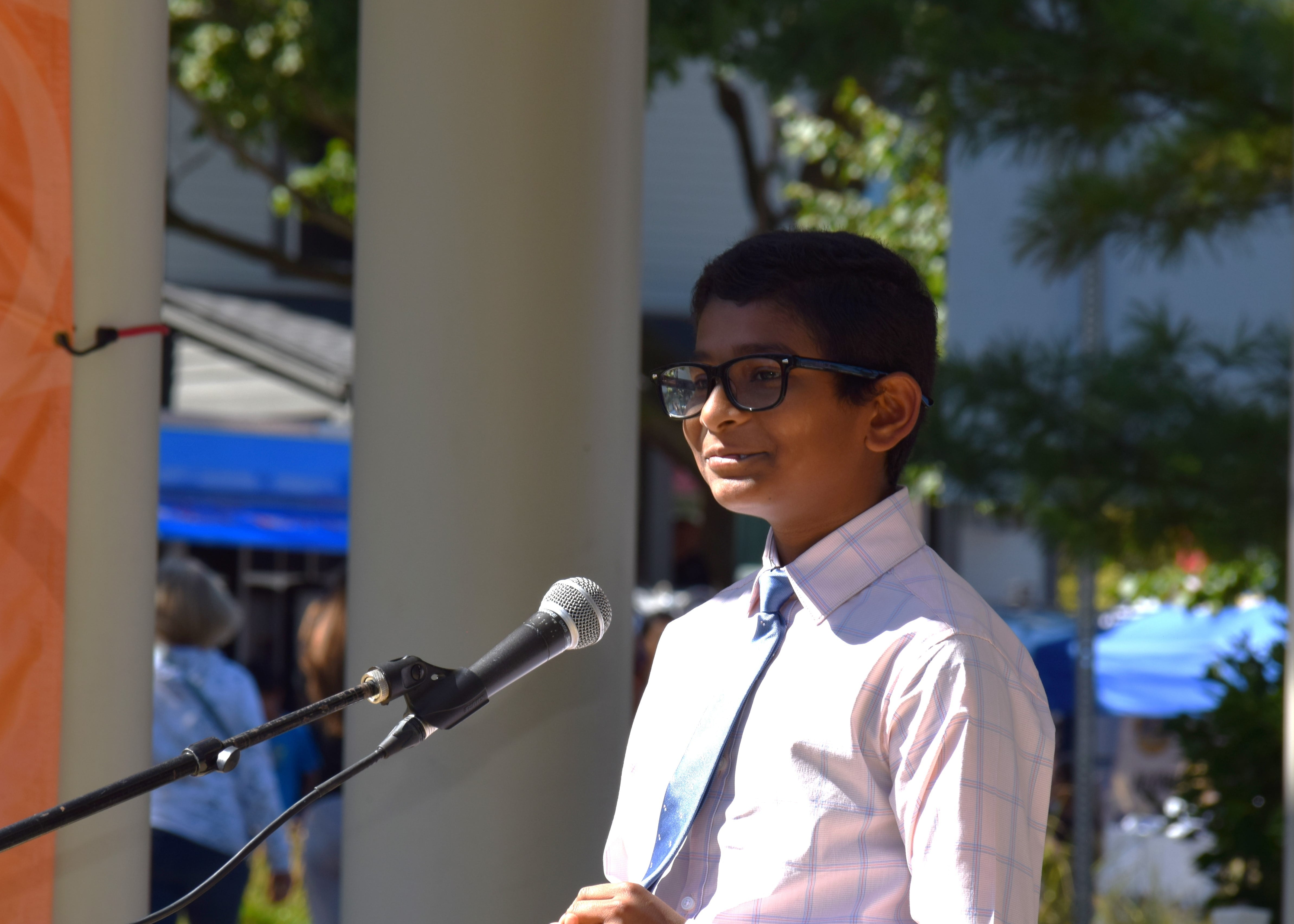 Abel singing at Septemberfest 2024