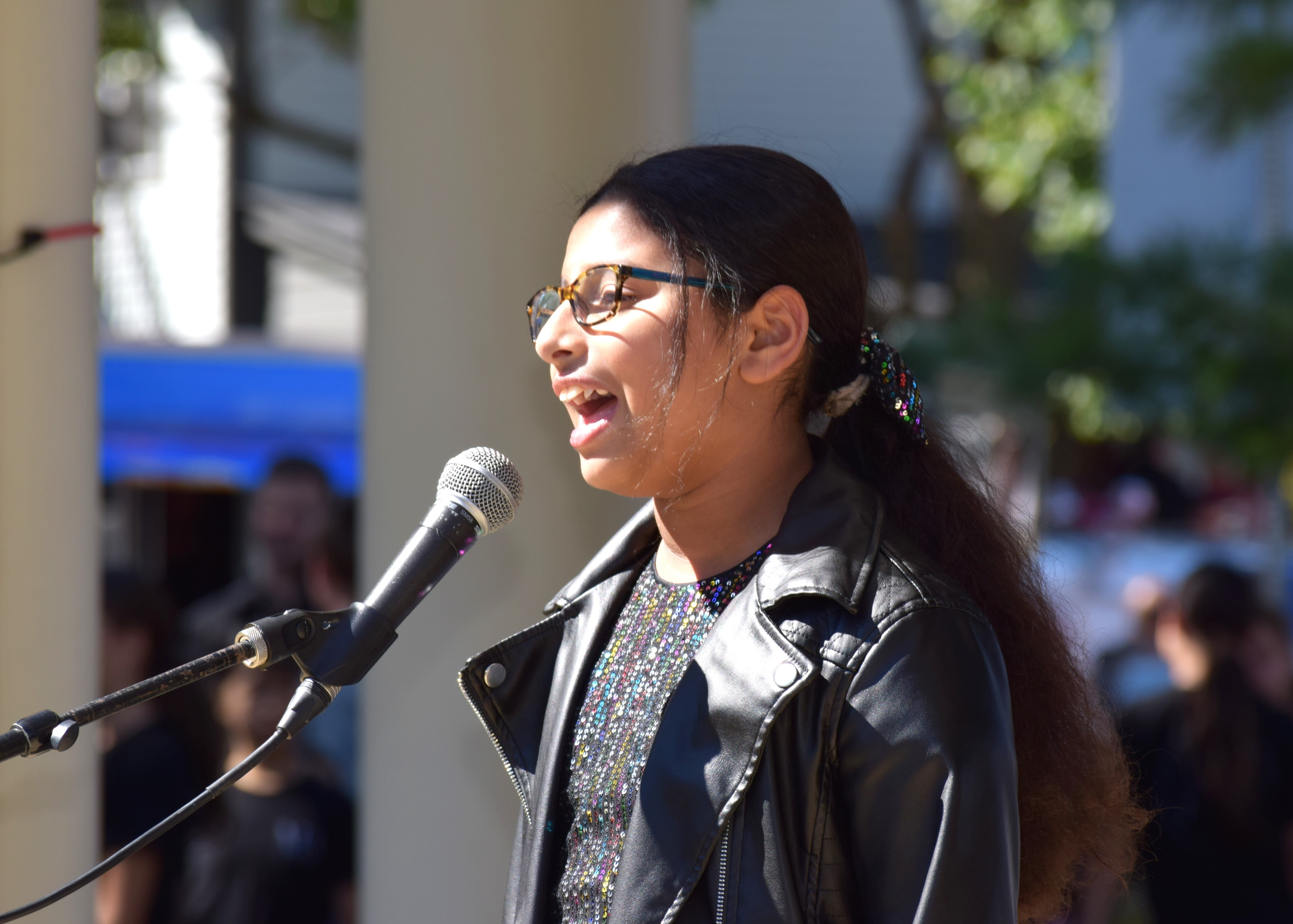 Mia singing at Septemberfest 2024